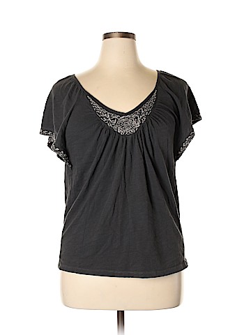 American Eagle Outfitters Short Sleeve Top (view 1)