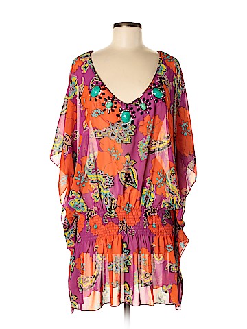 Victoria's Secret Swimsuit Cover Up (view 1)