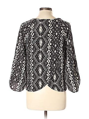 American Eagle Outfitters Long Sleeve Blouse (view 2)