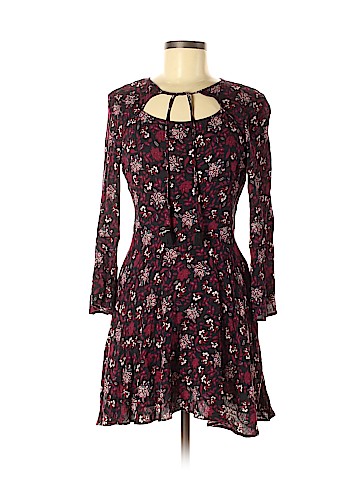 American Eagle Outfitters Casual Dress (view 1)