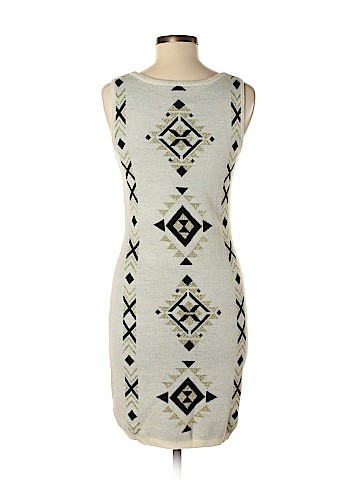 Romeo & Juliet Couture Casual Dress (view 2)