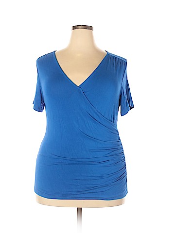 North Style Short Sleeve Top (view 1)