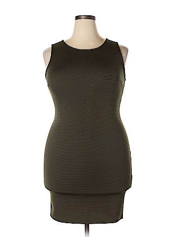 Forever 21 Casual Dress (view 1)