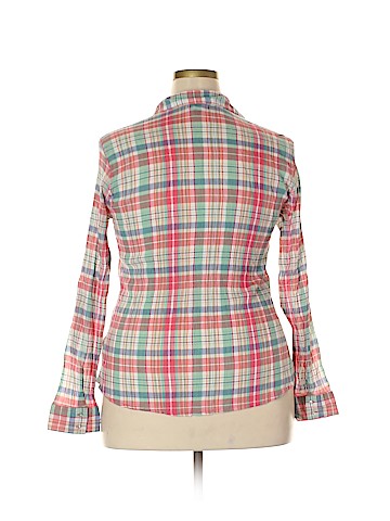 Gap Outlet Long Sleeve Button-Down Shirt (view 2)