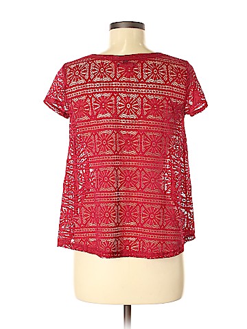 American Eagle Outfitters Short Sleeve Blouse (view 2)