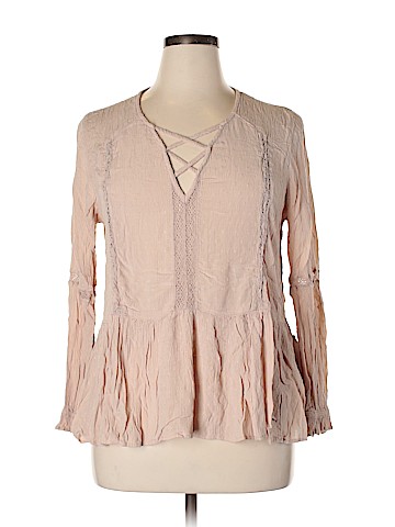 American Eagle Outfitters Long Sleeve Top (view 1)