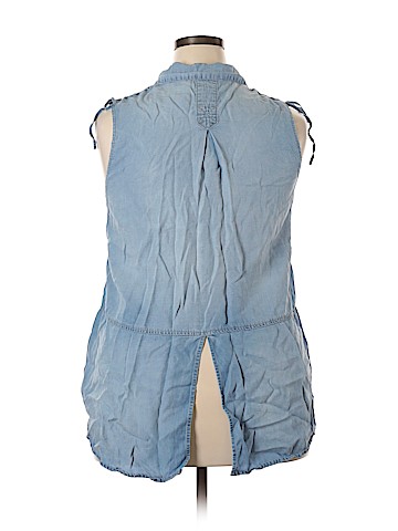 Democracy Sleeveless Button-Down Shirt (view 2)