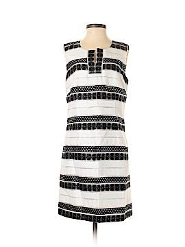 Laundry by Shelli Segal Size 4
