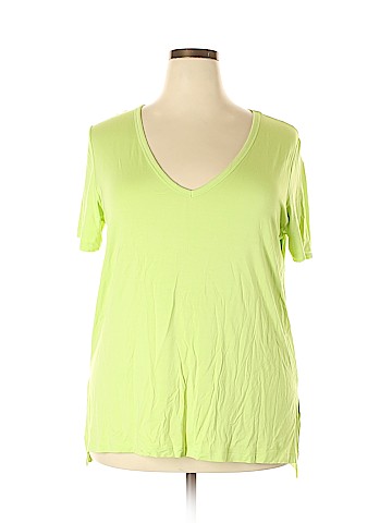 Wendy Williams Short Sleeve Top (view 1)