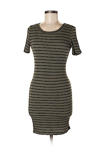 Forever 21 Casual Dress (view 1)