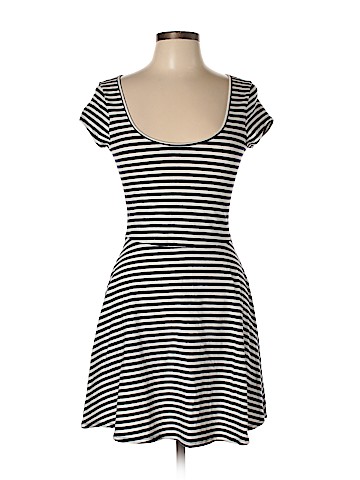 American Eagle Outfitters Casual Dress (view 1)