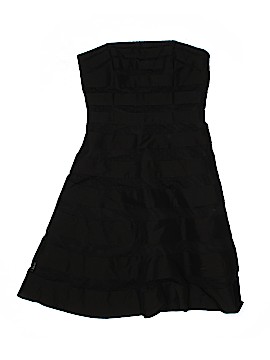 White House Black Market Size 00