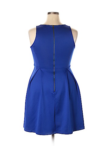 Forever 21 Casual Dress (view 2)