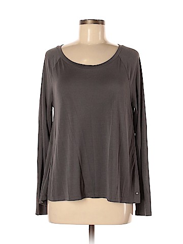 American Eagle Outfitters Long Sleeve T-Shirt (view 1)