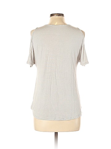 American Eagle Outfitters Short Sleeve Top (view 2)