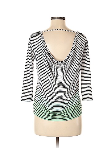 American Eagle Outfitters 3/4 Sleeve Top (view 2)