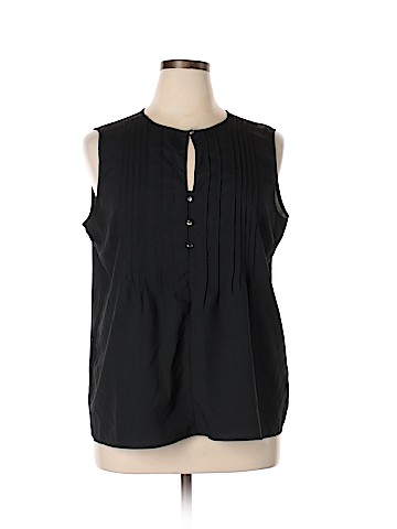 New York & Company Sleeveless Blouse (view 1)