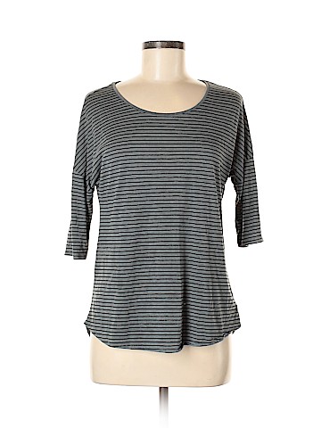 American Eagle Outfitters Short Sleeve Top (view 1)