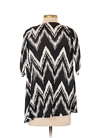 Lularoe Cardigan (view 2)