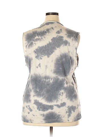 Assorted Brands Sleeveless T-Shirt (view 2)