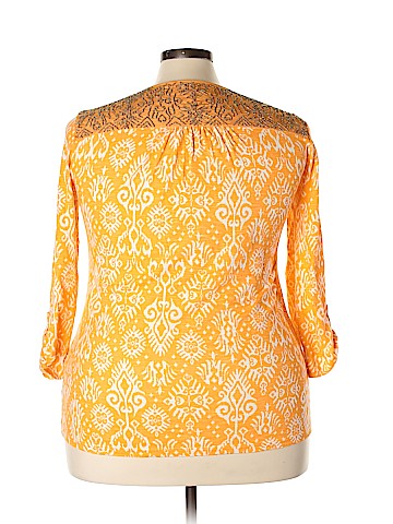 Chico's 3/4 Sleeve Top (view 2)