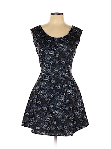 Forever 21 Casual Dress (view 1)
