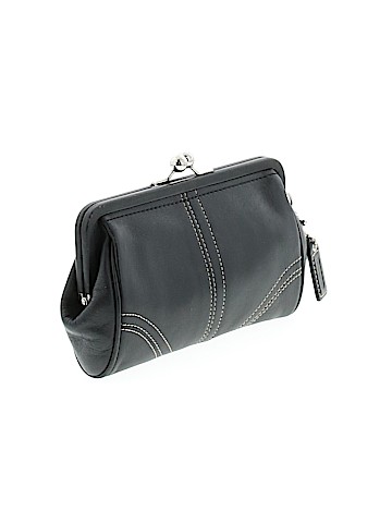 Unbranded Leather Wristlet (view 2)