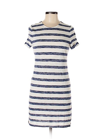 Alice + Olivia Casual Dress (view 1)
