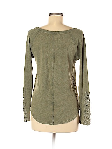 American Eagle Outfitters Long Sleeve Top (view 2)