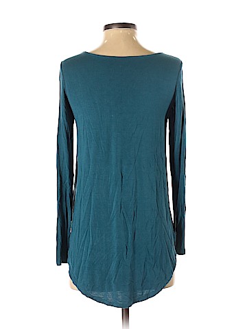 American Eagle Outfitters Long Sleeve Top (view 2)