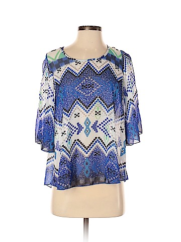 Romeo & Juliet Couture 3/4 Sleeve Blouse (view 1)