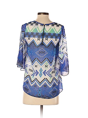 Romeo & Juliet Couture 3/4 Sleeve Blouse (view 2)