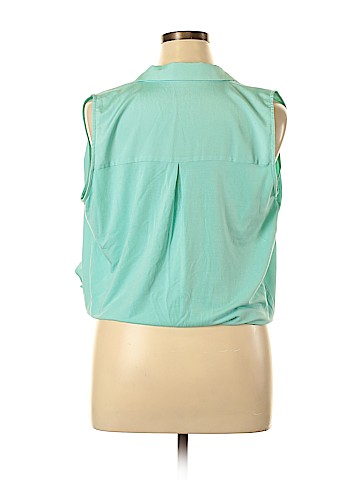 Cremieux Sleeveless Blouse (view 2)
