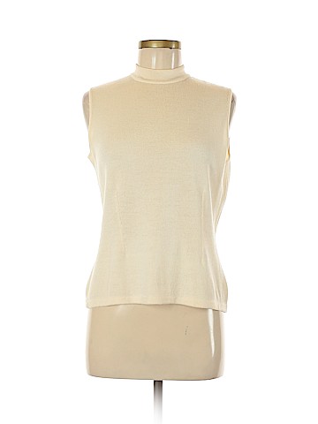 St. John Sleeveless Top (view 1)