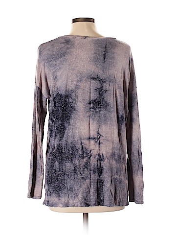 American Eagle Outfitters Long Sleeve Top (view 2)