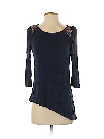 A Common Thread 3/4 Sleeve Top (view 1)