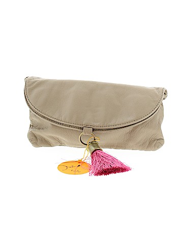 Tulu Clutch (view 1)