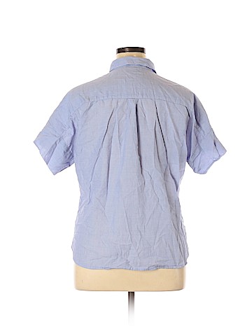 Uniqlo Short Sleeve Button-Down Shirt (view 2)