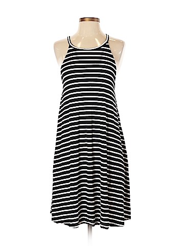 Old Navy Casual Dress (view 1)