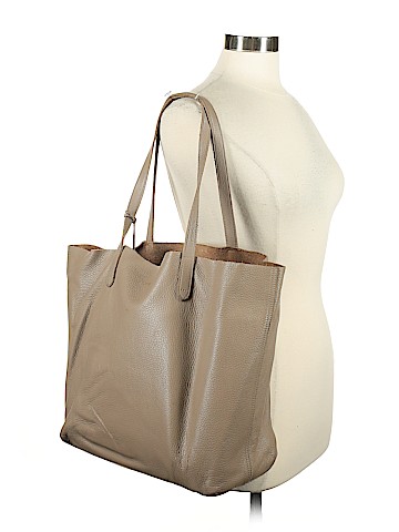 Cuyana Leather Tote (view 2)