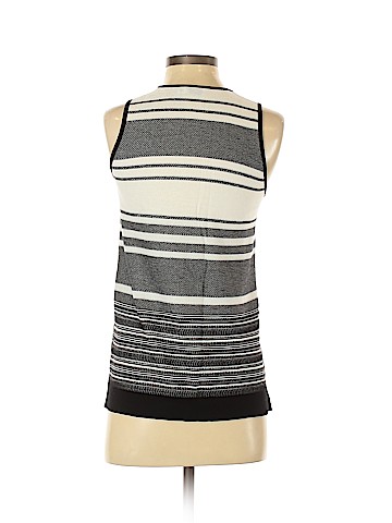 Vince. Sleeveless Top (view 2)