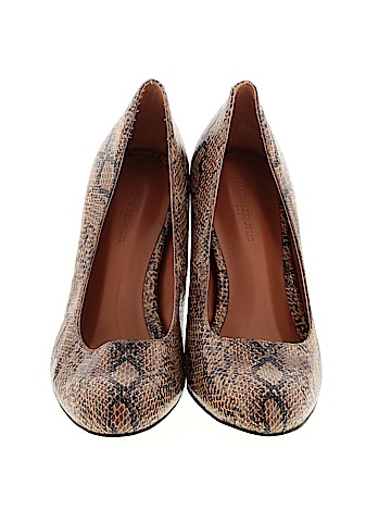 Banana Republic Heels (view 2)