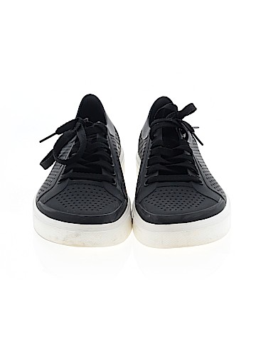 Crocs Sneakers (view 2)