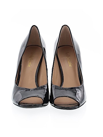 Kelly & Katie Heels (view 2)