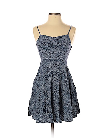 Old Navy Casual Dress (view 1)