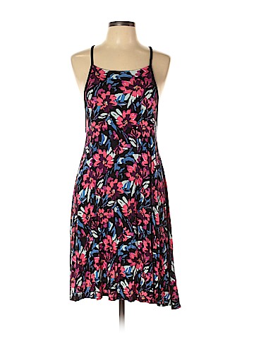 Single Dress Casual Dress (view 1)