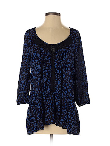 HD in Paris 3/4 Sleeve Blouse (view 1)