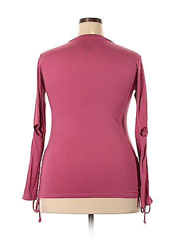 Assorted Brands Long Sleeve T-Shirt (view 2)