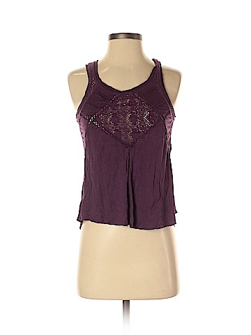 American Eagle Outfitters Sleeveless Top (view 1)