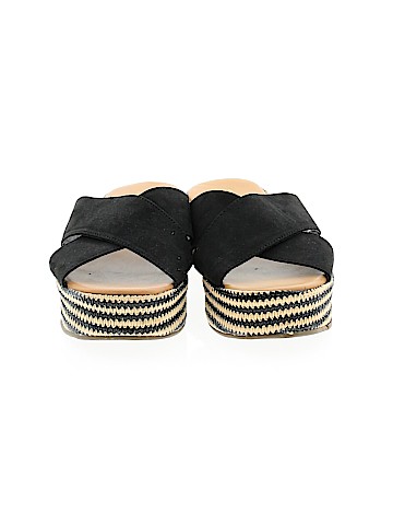 a.n.a. A New Approach Wedges (view 2)